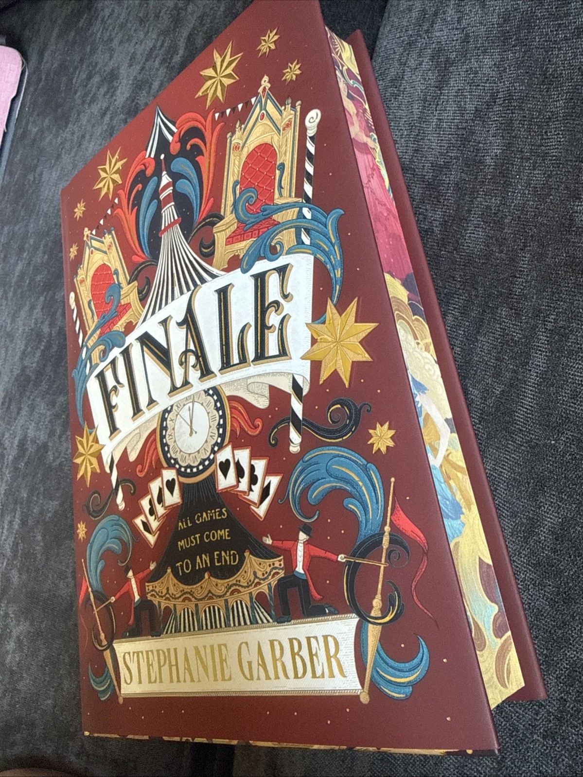 Fairyloot Caraval Finale Stephanie Garber Special Edition Damage***