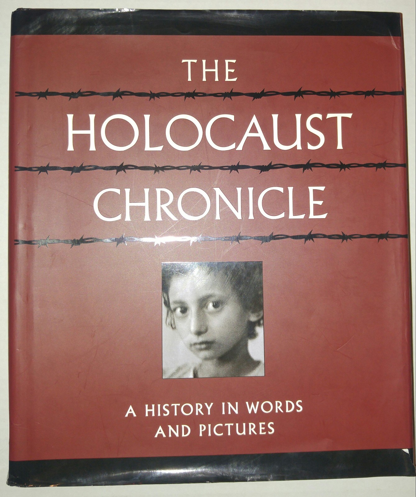 The Holocaust Chronicle: A History in Words and Pictures – hardcover Marilyn…