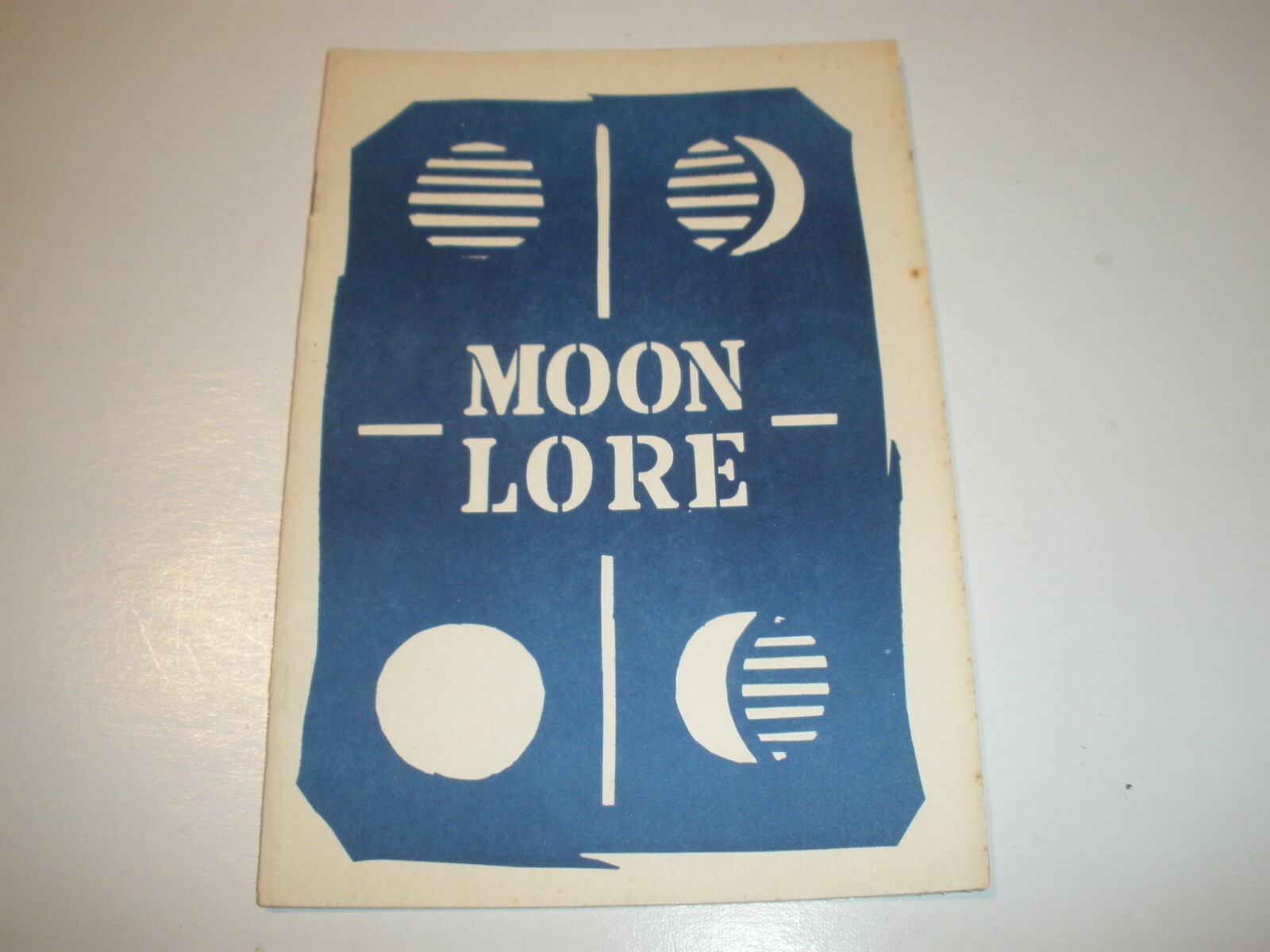 Moonlore Moon Lore Book John Baer Lancaster PA 16 pages (R1)